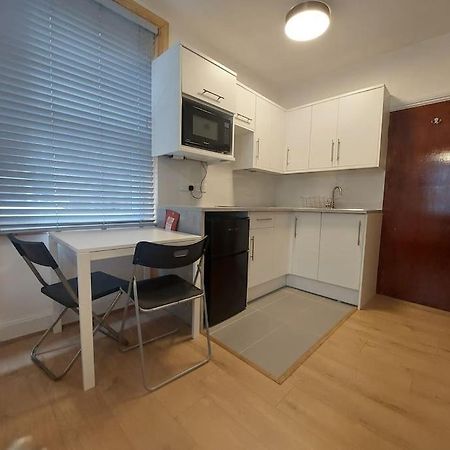 Newly Refurbished Studio لندن المظهر الخارجي الصورة