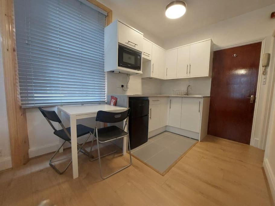 Newly Refurbished Studio لندن المظهر الخارجي الصورة
